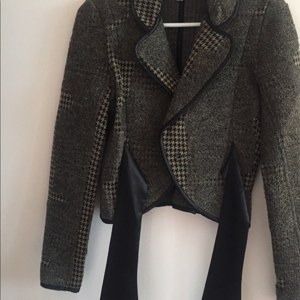 Louis Verdad Jacket View 3